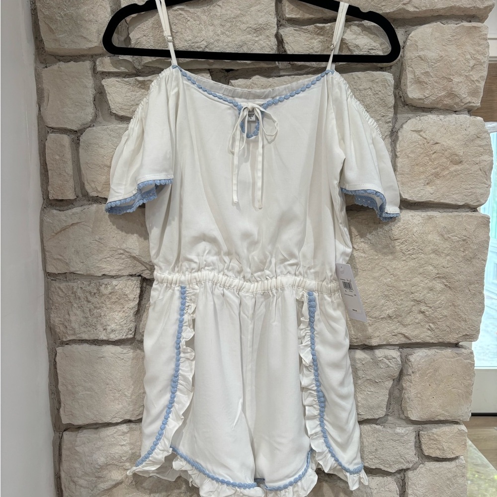 Guess off the shoulder Romper